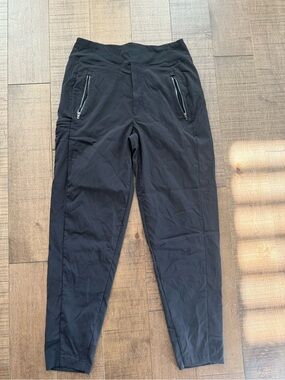 Womens Athleta black Zip-Pocket Joggers 4